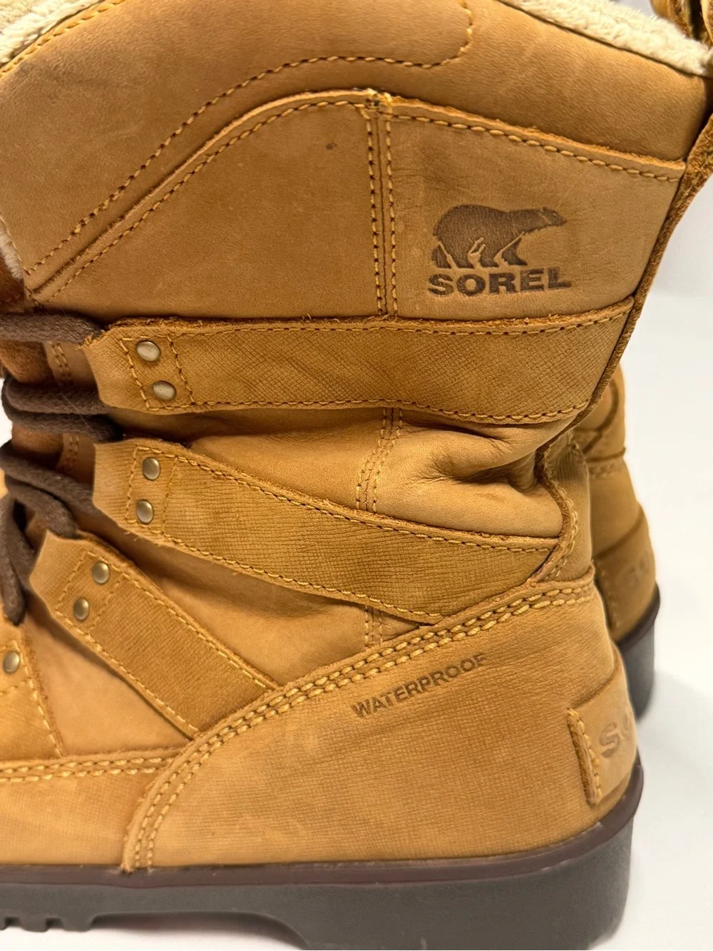 Sorel Waterproof Women 8.5 Calf Height Winter Boots